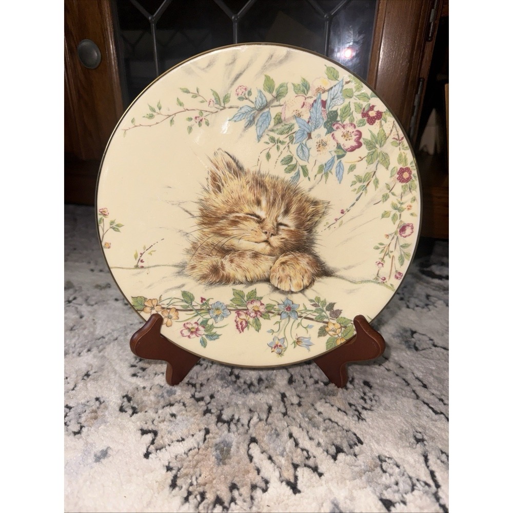 VTG Royal Worcester England Bone China Plate CAT NAP Kitten First Issue Cottage